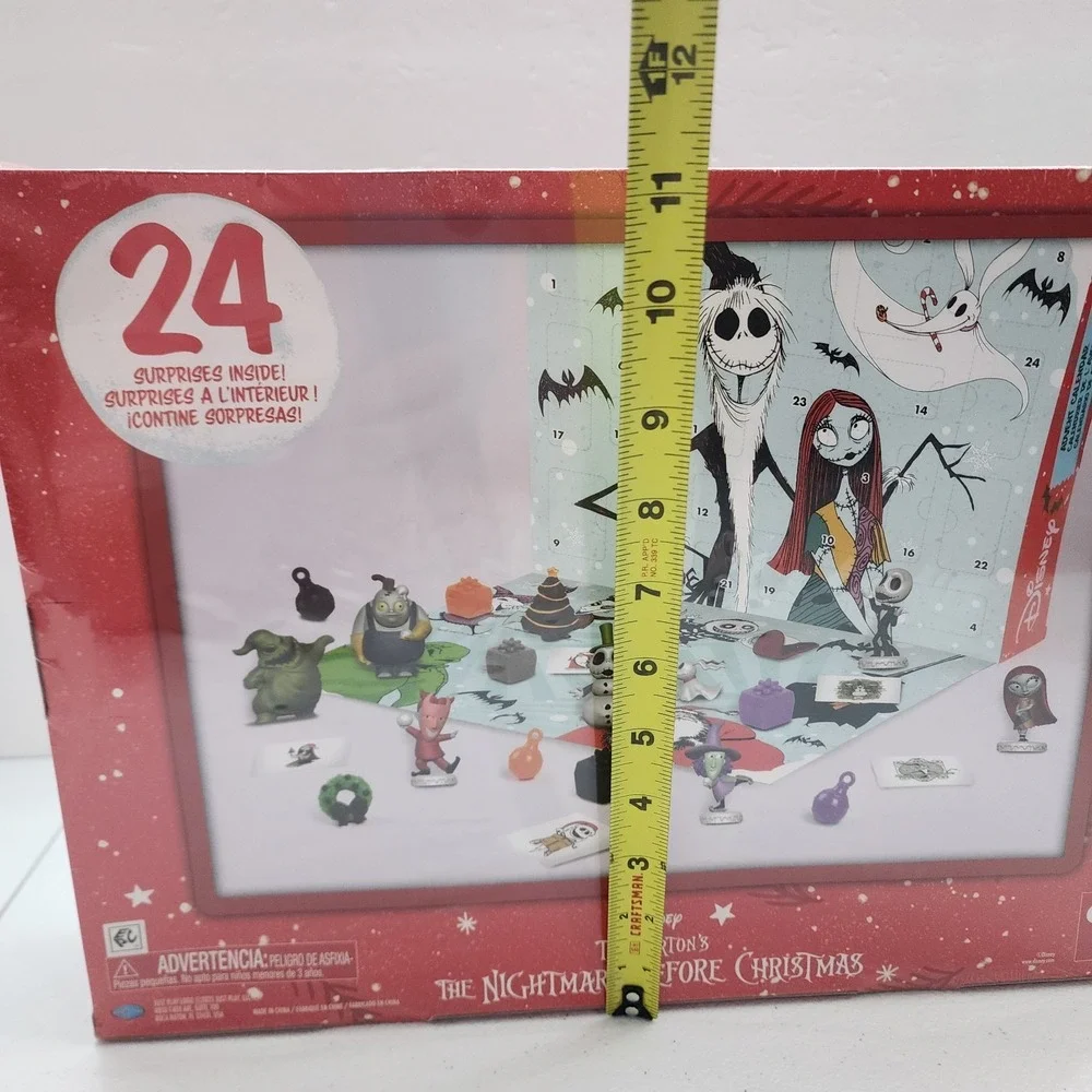 Tim Burton's The Nightmare Before Christmas Advent Calendar, 24 Surprises